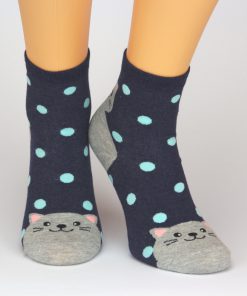 Socken in blau mit Maus und weißen Punkten