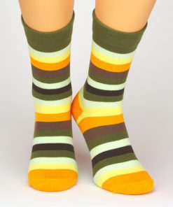 Charaktoes Socken mit bunten leuchtenden Streifen
